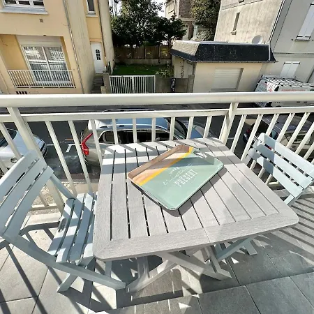 - Petit Cocon Avec Balcon A 200m De La De