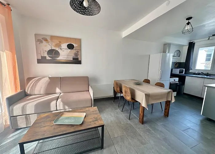 - Petit Cocon Avec Balcon à 200m De La De Appartamento